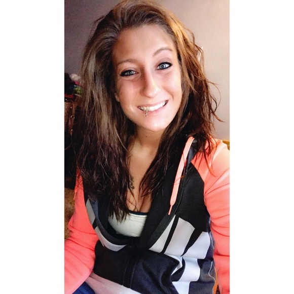 Meet your Posher, Jamie - Picture 1 of 1